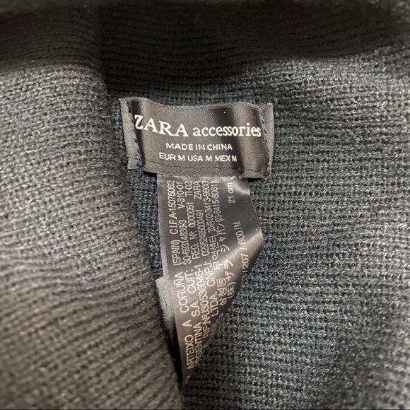 🛍 3/$45 Zara Hat with Cat Ears - Picture 3 of 3